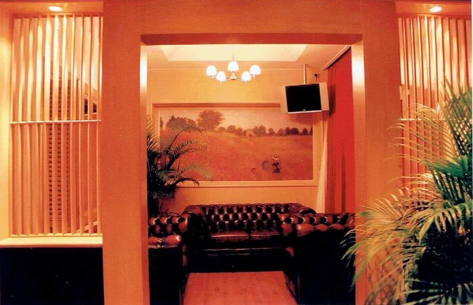 Strand Inn Hotel Bangkok Extérieur photo